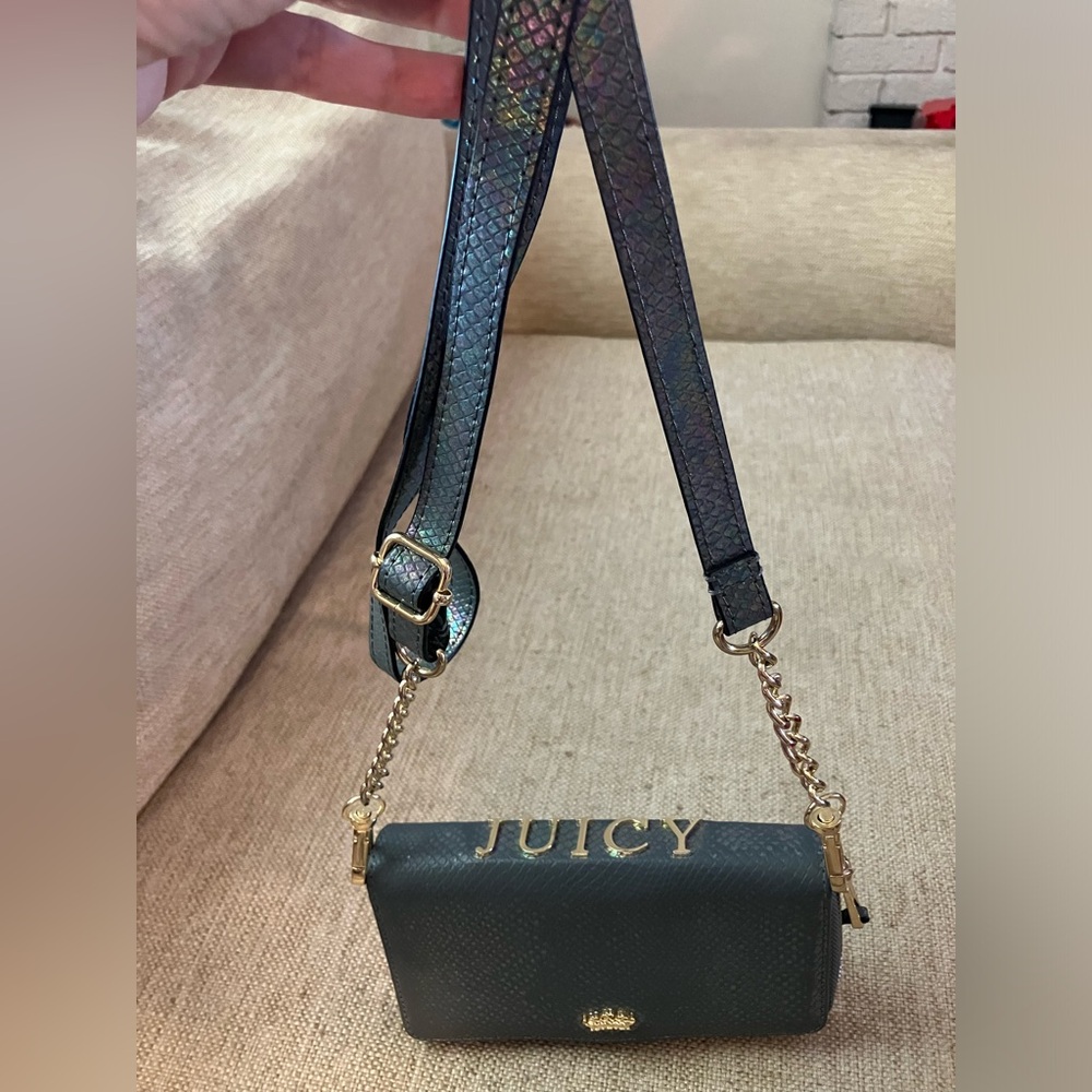 Juicy couture holographic crossbody wallet